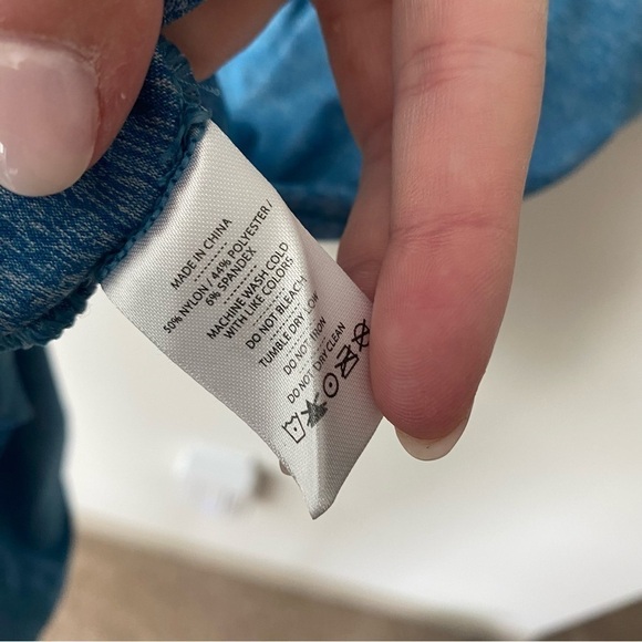 Rhone | Men's Heathered Blue Short Sleeve Workout Shirt Size Medium - Picture 4 of 6